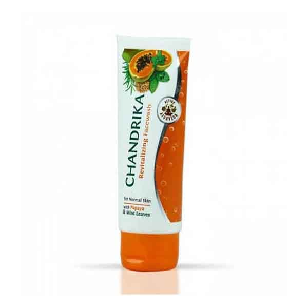 Chandrika Revitalizing Face Wash 100 g