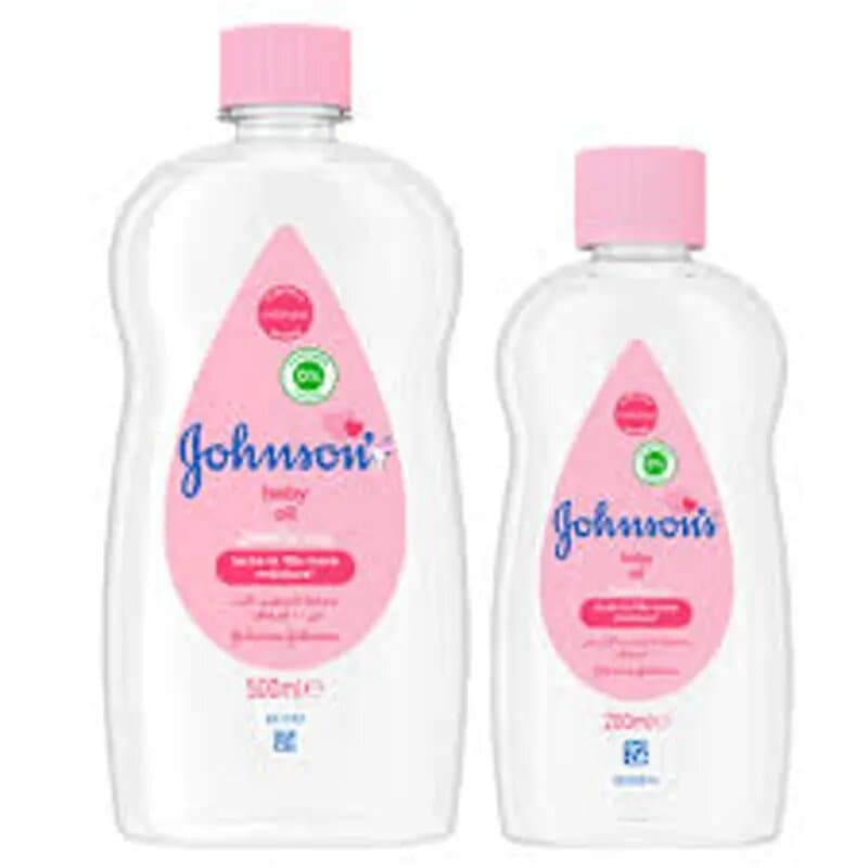 Johnson Baby Oil 500 mL + 200 mL Free